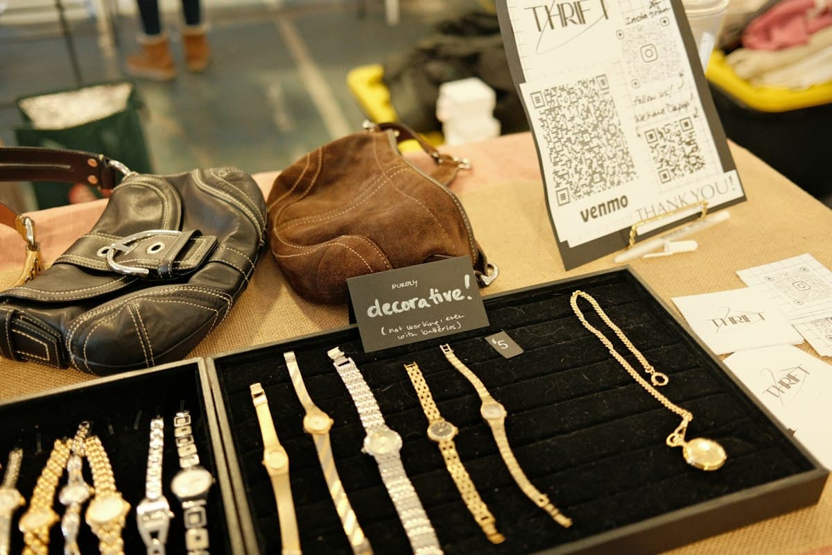 Jewellery & accessories