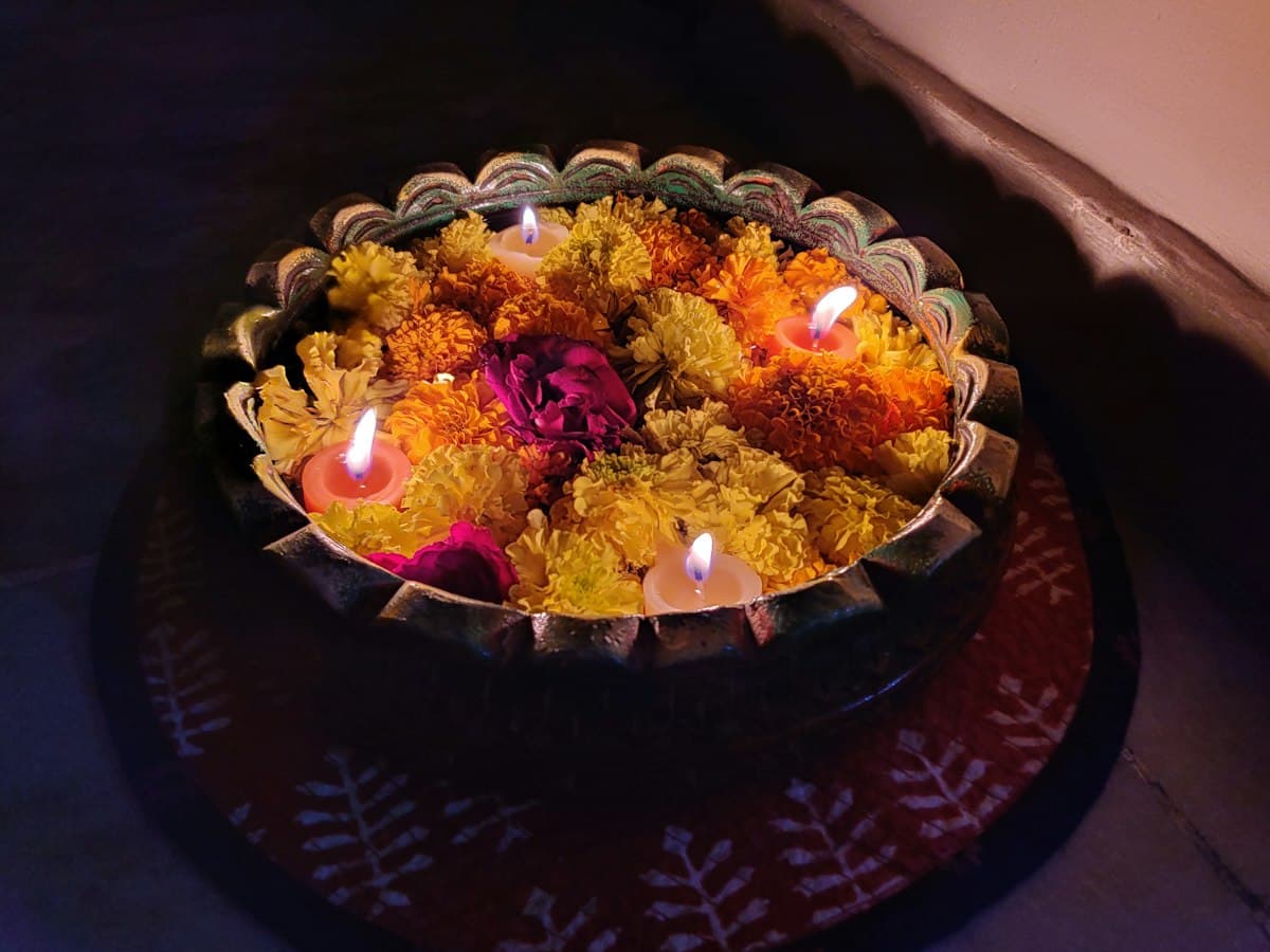 Urli bowls